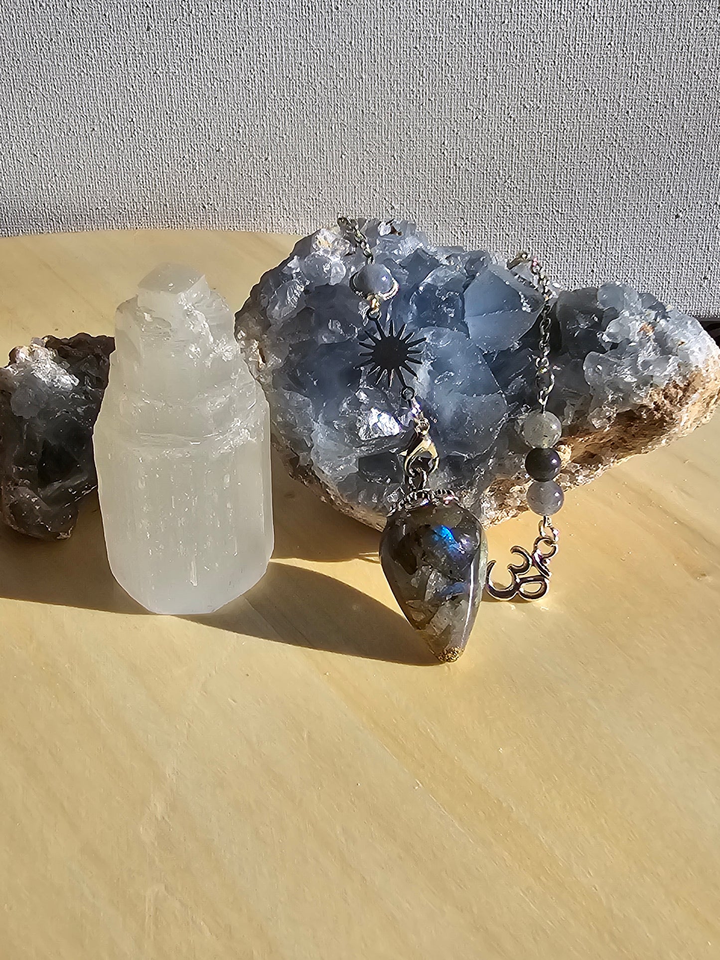 Pendule en Orgonite Labradorite