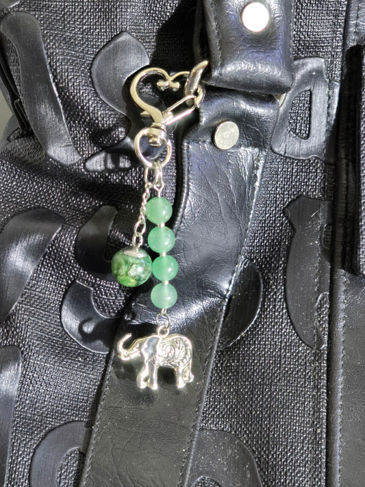 Bijou de sac / porte-clés aventurine verte, éléphant