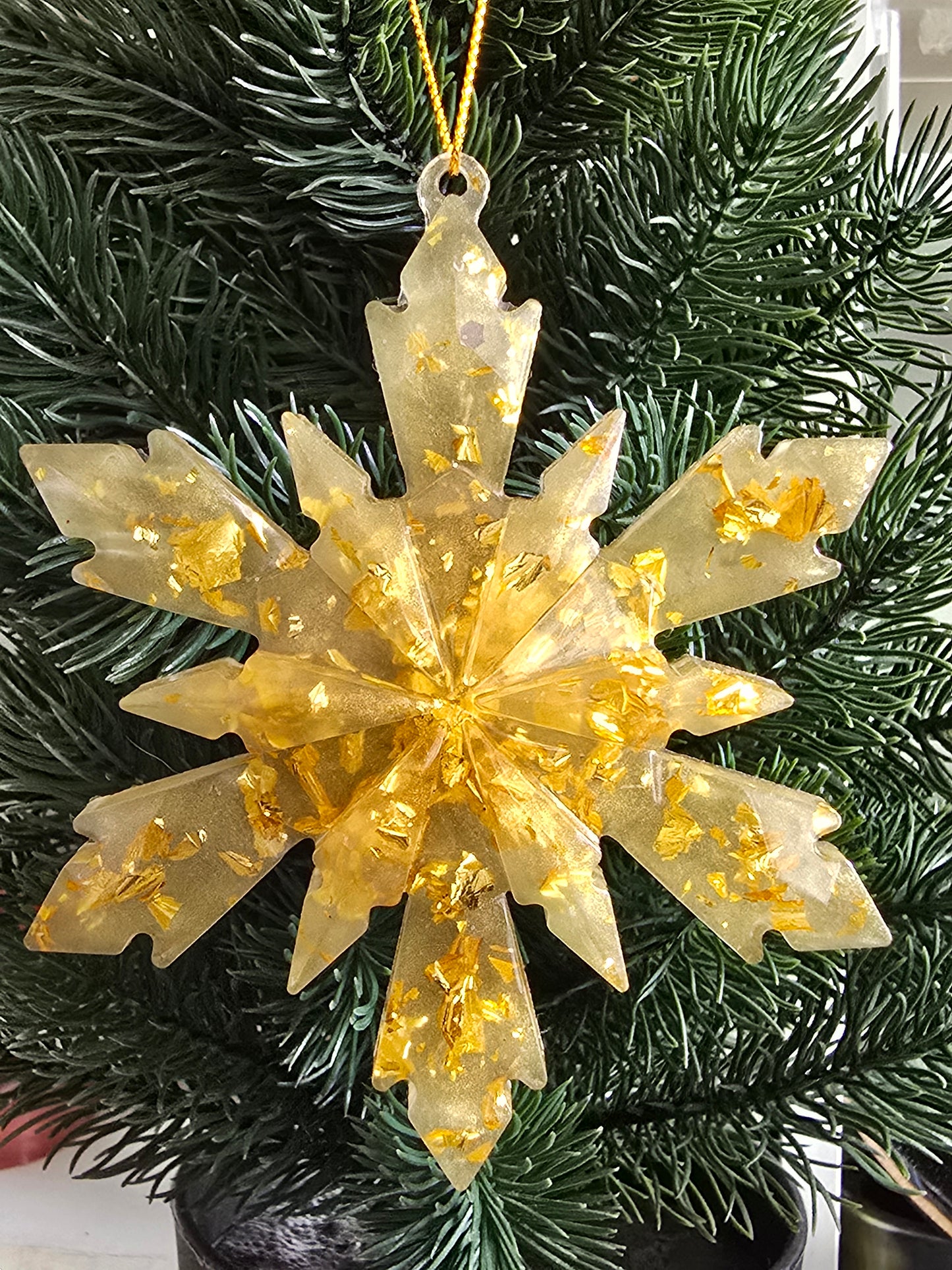 FLOCON DE SAPIN ( 2 achetés/ 1 boule Joyeux Noël offerte )