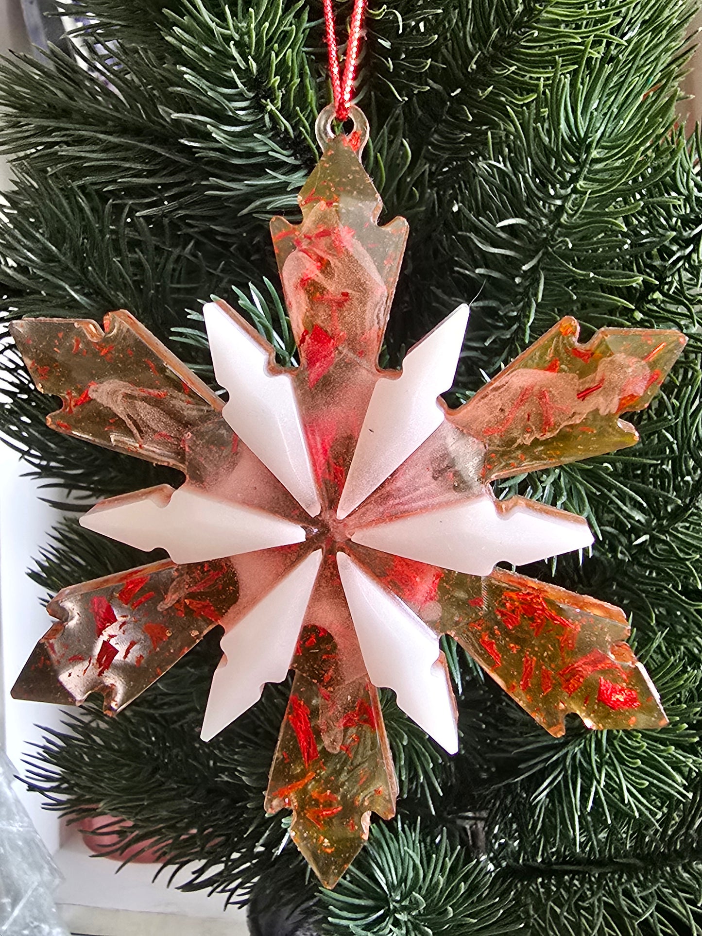 FLOCON DE SAPIN ( 2 achetés/ 1 boule Joyeux Noël offerte )