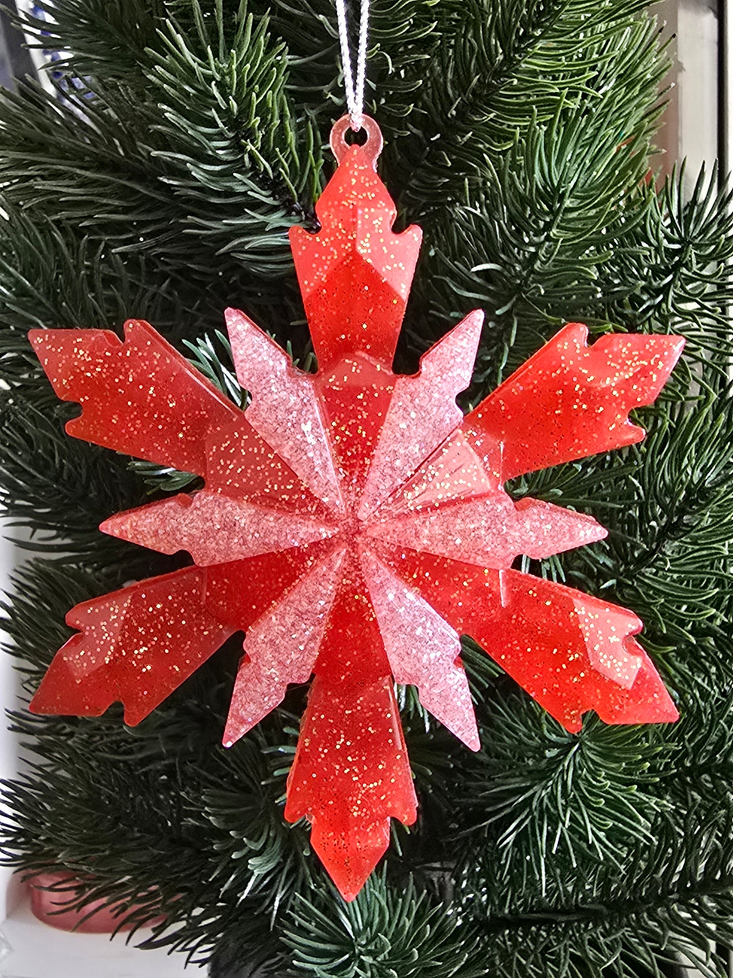 FLOCON DE SAPIN ( 2 achetés/ 1 boule Joyeux Noël offerte )