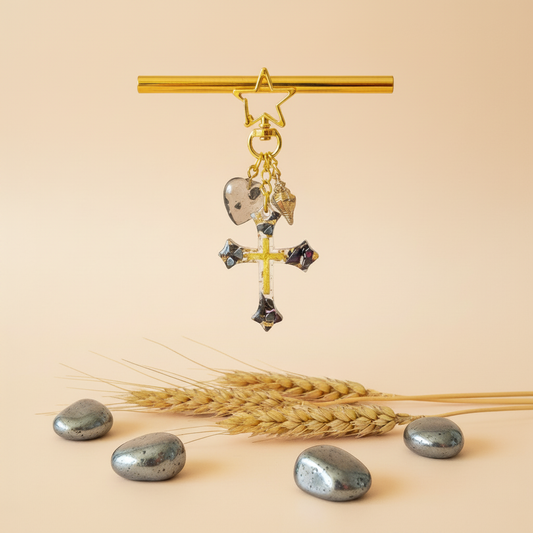 Bijou de sac / porte-clés hématite, coeur et coquillage